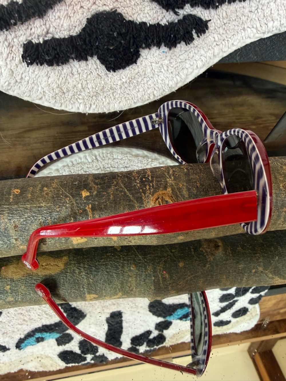 Jonathan Adler Red Cat-Eye Sunglasses with Striped Temples - Picture 5 of 6